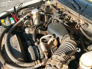 ✅ 2000 Chevrolet S-10 LS • VIN: 1GCCS14WXYK200606 • Лот: 41329319. Опубликован ранее на IAAI с пробегом 169 612 миль. Бесплатный доступ к архиву аукционных продаж из США и подробный отчёт об истории автомобиля на DreamBid. Изображение 12.