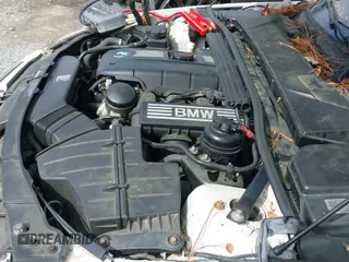 ✅ 2011 BMW 3 Series 328i xDrive • VIN: WBAPK5G52BNN27113 • Lot: 43407665. Wystawiony na IAAI z przebiegiem 131 948 mil. Bezpłatny archiwum sprzedaży aukcyjnych z USA i szczegółowy raport historii pojazdu na DreamBid. Zdjęcie 17.