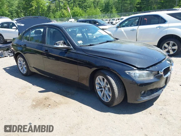 ✅ 2015 BMW 3 Series 328i xDrive • VIN: WBA3B3G56FNT68699 • Лот: 45283006. Опубликован ранее на IAAI с пробегом 142 939 миль. Бесплатный доступ к архиву аукционных продаж из США и подробный отчёт об истории автомобиля на DreamBid. Изображение 1.