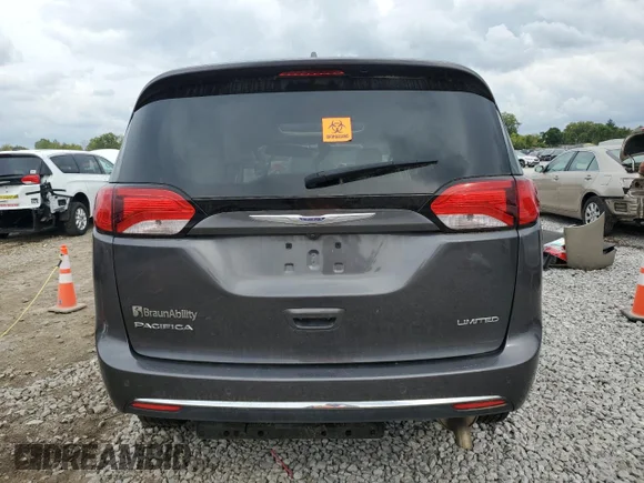 ✅ 2020 Chrysler Pacifica Limited • VIN: 2C4RC1GG6LR143956 • Лот: 72749864. Опубліковано раніше на Copart з пробігом Не вказано. Безкоштовний доступ до архіву аукціонних продажів зі США та докладний звіт про історію автомобіля на DreamBid. Зображення 6.