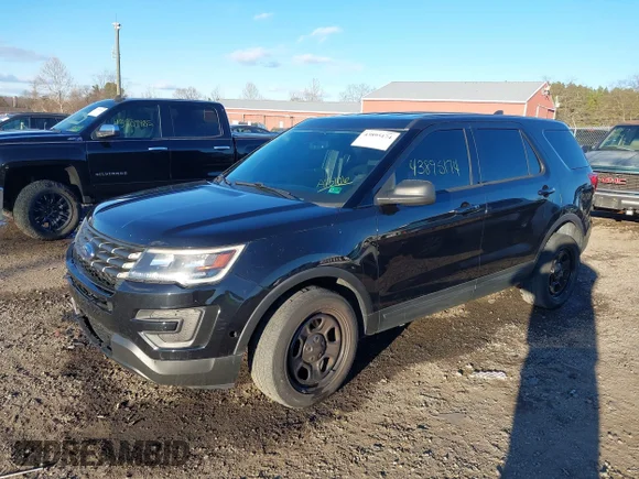 ✅ 2019 Ford Police Interceptor Utility • VIN: 1FM5K8AT6KGA13106 • Лот: 43895174. Опубликован ранее на IAAI с пробегом 103 211 миль. Бесплатный доступ к архиву аукционных продаж из США и подробный отчёт об истории автомобиля на DreamBid. Изображение 2.
