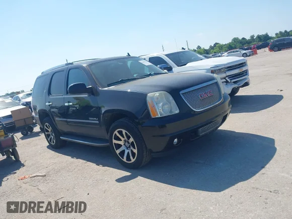 ✅ 2012 GMC Yukon Denali • VIN: 1GKS2GEJ6CR222527 • Lot: 45087178. Listed on IAAI with 196,170 mi. Free auction sales archive from the USA and detailed vehicle history report at DreamBid. Image 1.