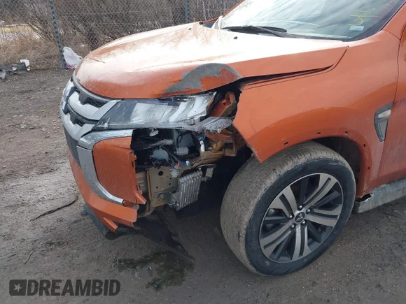 ✅ 2025 Mitsubishi Outlander S • VIN: JA4ARUAU2SU002843 • Lot: 44398158. Wystawiony na IAAI z przebiegiem 17 746 mil. Bezpłatny archiwum sprzedaży aukcyjnych z USA i szczegółowy raport historii pojazdu na DreamBid. Zdjęcie 6.