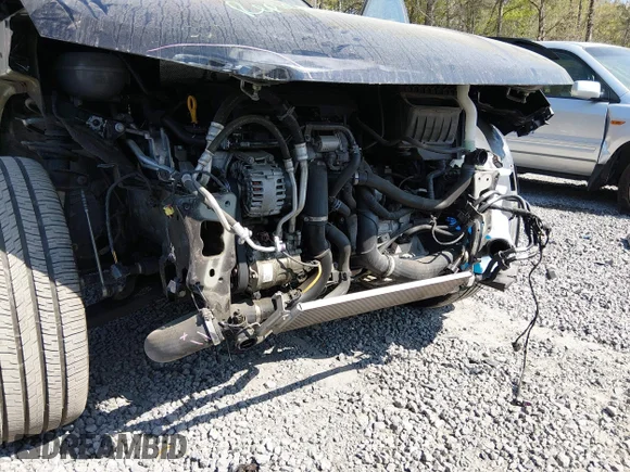 ✅ 2022 Volkswagen Atlas SE • VIN: 1V2JP2CA1NC562493 • Lot: 44713973. Wystawiony na IAAI z przebiegiem 77 566 mil. Bezpłatny archiwum sprzedaży aukcyjnych z USA i szczegółowy raport historii pojazdu na DreamBid. Zdjęcie 6.