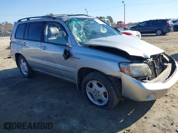 ✅ 2004 Toyota Highlander • VIN: JTEDP21A240031171 • Lot: 43927848. Listed on IAAI with 224,193 mi. Free auction sales archive from the USA and detailed vehicle history report at DreamBid. Image 1.