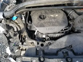 ✅ 2017 MINI Countryman Cooper • VIN: WMZYS7C30H3B62770 • Lot: 49127695. Listed on Copart with 121,897 mi. Free auction sales archive from the USA and detailed vehicle history report at DreamBid. Image 13.