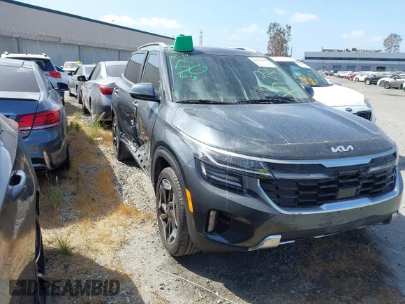 ✅ 2024 Kia Seltos SX • VIN: KNDETCA78R7638866 • Лот: 43225633. Опубликован ранее на IAAI с пробегом 28 546 миль. Бесплатный доступ к архиву аукционных продаж из США и подробный отчёт об истории автомобиля на DreamBid. Изображение 1.