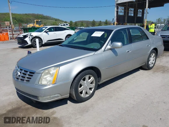 ✅ 2007 Cadillac DTS Luxury II • VIN: 1G6KD57Y17U103844 • Lot: 45022653. Wystawiony na IAAI z przebiegiem 154 960 mil. Bezpłatny archiwum sprzedaży aukcyjnych z USA i szczegółowy raport historii pojazdu na DreamBid. Zdjęcie 2.