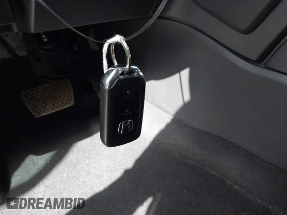 ✅ 2020 Honda CR-V Touring • VIN: 2HKRW2H92LH643901 • Lot: 45125051. Wystawiony na IAAI z przebiegiem 107 863 mil. Bezpłatny archiwum sprzedaży aukcyjnych z USA i szczegółowy raport historii pojazdu na DreamBid. Zdjęcie 11.