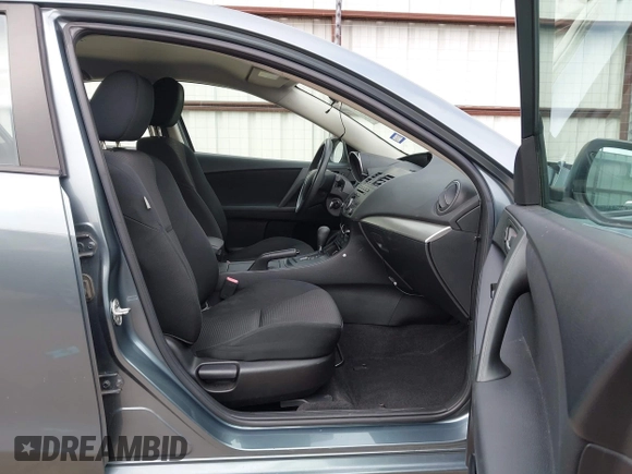 ✅ 2012 Mazda 3 i Sport • VIN: JM1BL1UF4C1552541 • Lot: 44224082. Wystawiony na IAAI z przebiegiem 102 012 mil. Bezpłatny archiwum sprzedaży aukcyjnych z USA i szczegółowy raport historii pojazdu na DreamBid. Zdjęcie 5.