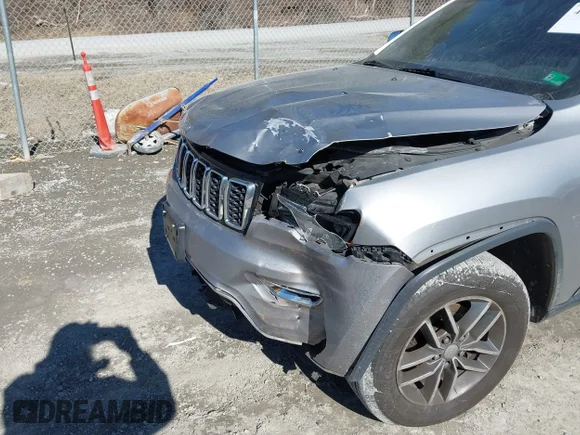 ✅ 2017 Jeep Grand Cherokee Limited • VIN: 1C4RJFBG4HC638344 • Lot: 44358135. Listed on IAAI with 154,183 mi. Free auction sales archive from the USA and detailed vehicle history report at DreamBid. Image 6.