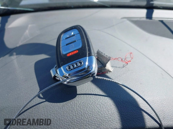 ✅ 2014 Audi Q5 Premium Plus • VIN: WA1LFAFP1EA014054 • Lot: 44517590. Wystawiony na IAAI z przebiegiem 141 593 mil. Bezpłatny archiwum sprzedaży aukcyjnych z USA i szczegółowy raport historii pojazdu na DreamBid. Zdjęcie 11.