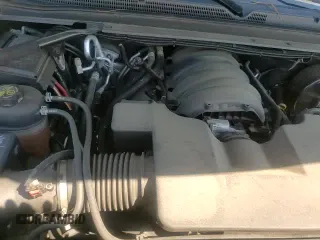 ✅ 2019 Chevrolet Tahoe LS • VIN: 1GNSCAKC8KR285114 • Lot: 84928345. Listed on Copart with 142,272 mi. Free auction sales archive from the USA and detailed vehicle history report at DreamBid. Image 15.