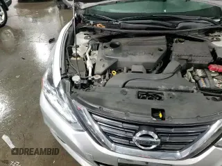 ✅ 2017 Nissan Altima SV • VIN: 1N4AL3AP8HC250160 • Лот: 86801245. Опубликован ранее на Copart с пробегом 87 531 миль. Бесплатный доступ к архиву аукционных продаж из США и подробный отчёт об истории автомобиля на DreamBid. Изображение 16.