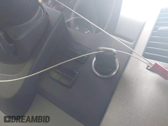 ✅ 2016 Mercedes-Benz Sprinter Cargo Worker • VIN: WD3PE8CD1GP178587 • Lot: 45418674. Wystawiony na IAAI z przebiegiem 128 123 mil. Bezpłatny archiwum sprzedaży aukcyjnych z USA i szczegółowy raport historii pojazdu na DreamBid. Zdjęcie 11.