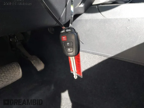 ✅ 2019 Toyota Tundra SR • VIN: 5TFRM5F12KX137167 • Lot: 43654823. Wystawiony na IAAI z przebiegiem 110 875 mil. Bezpłatny archiwum sprzedaży aukcyjnych z USA i szczegółowy raport historii pojazdu na DreamBid. Zdjęcie 11.