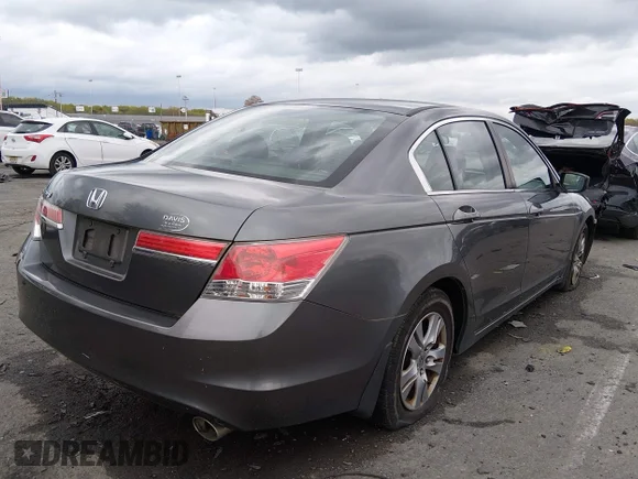 ✅ 2012 Honda Accord SE • VIN: 1HGCP2F65CA036833 • Lot: 44984380. Listed on IAAI with 167,954 mi. Free auction sales archive from the USA and detailed vehicle history report at DreamBid. Image 4.