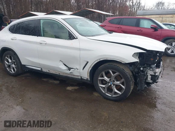 ✅ 2021 BMW X4 xDrive30i • VIN: 5UX2V1C06M9H19137 • Lot: 44638188. Listed on IAAI with 93,933 mi. Free auction sales archive from the USA and detailed vehicle history report at DreamBid. Image 1.