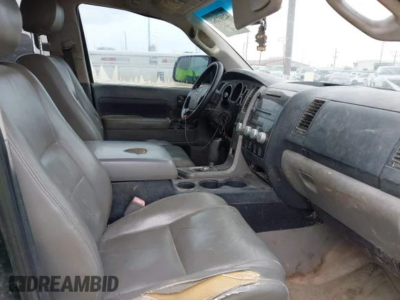 ✅ 2011 Toyota Tundra • VIN: 5TFUW5F1XBX190090 • Lot: 42597262. Wystawiony na IAAI z przebiegiem 221 552 mil. Bezpłatny archiwum sprzedaży aukcyjnych z USA i szczegółowy raport historii pojazdu na DreamBid. Zdjęcie 5.