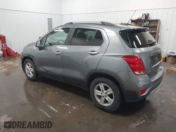 ✅ 2020 Chevrolet Trax LT • VIN: 3GNCJLSB7LL301275 • Lot: 44327209. Listed on IAAI with 39,895 mi. Free auction sales archive from the USA and detailed vehicle history report at DreamBid. Image 3.