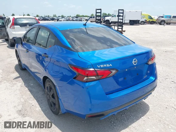 ✅ 2021 Nissan Versa S • VIN: 3N1CN8DV0ML908818 • Lot: 45458607. Wystawiony na IAAI z przebiegiem 69 850 mil. Bezpłatny archiwum sprzedaży aukcyjnych z USA i szczegółowy raport historii pojazdu na DreamBid. Zdjęcie 3.