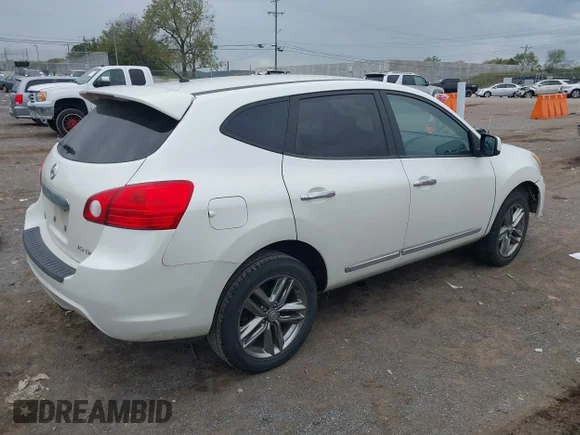 ✅ 2011 Nissan Rogue SV • VIN: JN8AS5MT8BW173169 • Lot: 43371964. Wystawiony na IAAI z przebiegiem 201 638 mil. Bezpłatny archiwum sprzedaży aukcyjnych z USA i szczegółowy raport historii pojazdu na DreamBid. Zdjęcie 4.