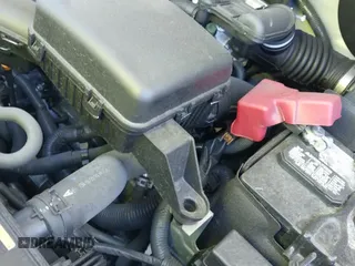 ✅ 2018 Nissan NV200 SV • VIN: 3N6CM0KN0JK704359 • Lot: 42718822. Wystawiony na IAAI z przebiegiem 16 305 mil. Bezpłatny archiwum sprzedaży aukcyjnych z USA i szczegółowy raport historii pojazdu na DreamBid. Zdjęcie 19.