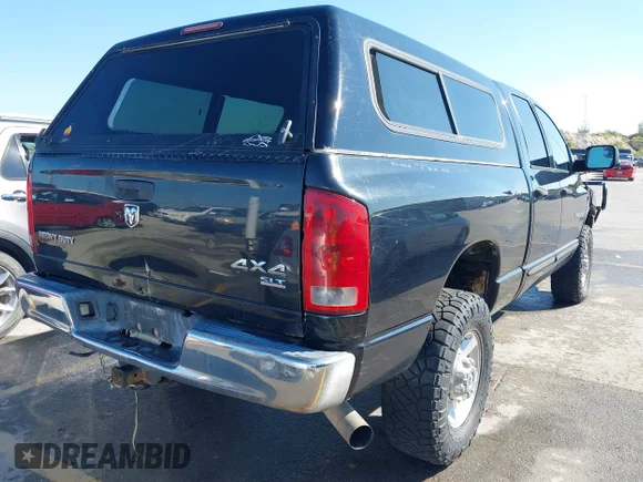 ✅ 2006 Dodge 2500 Laramie • VIN: 1D7KS28C96J172114 • Lot: 43315372. Wystawiony na IAAI z przebiegiem 263 214 mil. Bezpłatny archiwum sprzedaży aukcyjnych z USA i szczegółowy raport historii pojazdu na DreamBid. Zdjęcie 4.