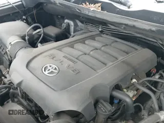 ✅ 2014 Toyota Tundra Platinum • VIN: 5TFAW5F17EX403262 • Lot: 41607938. Wystawiony na IAAI z przebiegiem 147 898 mil. Bezpłatny archiwum sprzedaży aukcyjnych z USA i szczegółowy raport historii pojazdu na DreamBid. Zdjęcie 19.