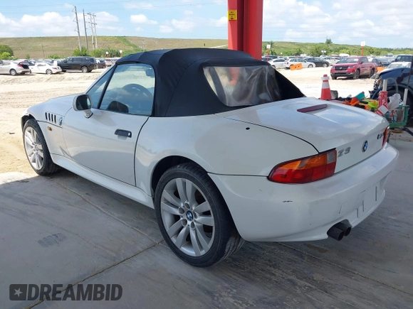 ✅ 1999 BMW Z3 2.5 • VIN: 4USCH9336XLF80201 • Lot: 45071994. Wystawiony na IAAI z przebiegiem 163 139 mil. Bezpłatny archiwum sprzedaży aukcyjnych z USA i szczegółowy raport historii pojazdu na DreamBid. Zdjęcie 3.