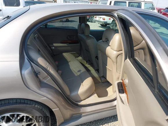 ✅ 2002 Buick LeSabre Limited • VIN: 1G4HR54K72U177878 • Lot: 43120479. Wystawiony na IAAI z przebiegiem 112 354 mil. Bezpłatny archiwum sprzedaży aukcyjnych z USA i szczegółowy raport historii pojazdu na DreamBid. Zdjęcie 8.