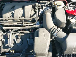 ✅ 2016 Ford Taurus SEL • VIN: 1FAHP2E83GG126899 • Лот: 43592377. Опубликован ранее на IAAI с пробегом 195 518 миль. Бесплатный доступ к архиву аукционных продаж из США и подробный отчёт об истории автомобиля на DreamBid. Изображение 19.