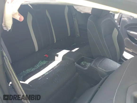 ✅ 2022 Chevrolet Camaro 1SS • VIN: 1G1FF1R72N0123703 • Lot: 42892598. Wystawiony na IAAI z przebiegiem Nie podano. Bezpłatny archiwum sprzedaży aukcyjnych z USA i szczegółowy raport historii pojazdu na DreamBid. Zdjęcie 8.