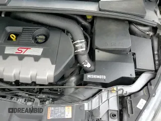 ✅ 2018 Ford Focus ST • VIN: 1FADP3L96JL287603 • Lot: 81953375. Wystawiony na Copart z przebiegiem 71 675 mil. Bezpłatny archiwum sprzedaży aukcyjnych z USA i szczegółowy raport historii pojazdu na DreamBid. Zdjęcie 13.