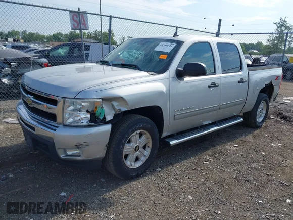 ✅ 2011 Chevrolet Silverado 1500 LT • VIN: 3GCPKSE38BG391789 • Lot: 45549323. Wystawiony na IAAI z przebiegiem 183 599 mil. Bezpłatny archiwum sprzedaży aukcyjnych z USA i szczegółowy raport historii pojazdu na DreamBid. Zdjęcie 2.