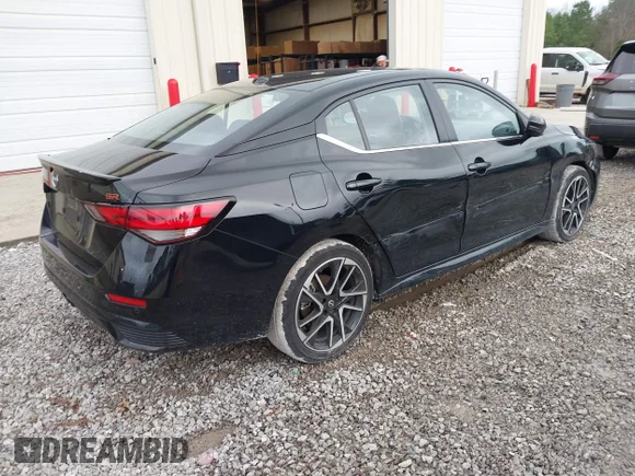 ✅ 2025 Nissan Sentra SR • VIN: 3N1AB8DVXSY367762 • Lot: 44129789. Wystawiony na IAAI z przebiegiem 10 057 mil. Bezpłatny archiwum sprzedaży aukcyjnych z USA i szczegółowy raport historii pojazdu na DreamBid. Zdjęcie 4.