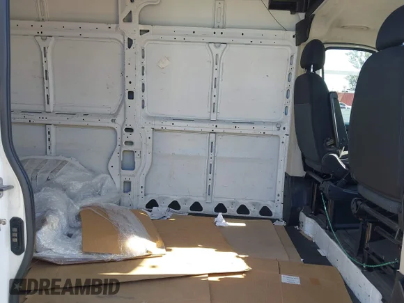 ✅ 2019 Ram ProMaster Cargo • VIN: 3C6TRVBGXKE550236 • Lot: 43803009. Listed on IAAI with 83,509 mi. Free auction sales archive from the USA and detailed vehicle history report at DreamBid. Image 8.