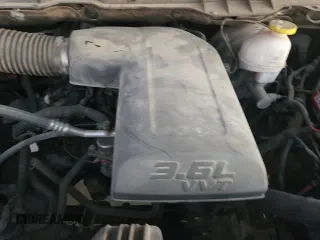 ✅ 2020 Ram 1500 Tradesman • VIN: 1C6RR6FG9LS144411 • Lot: 90839075. Wystawiony na Copart z przebiegiem 104 933 mil. Bezpłatny archiwum sprzedaży aukcyjnych z USA i szczegółowy raport historii pojazdu na DreamBid. Zdjęcie 13.