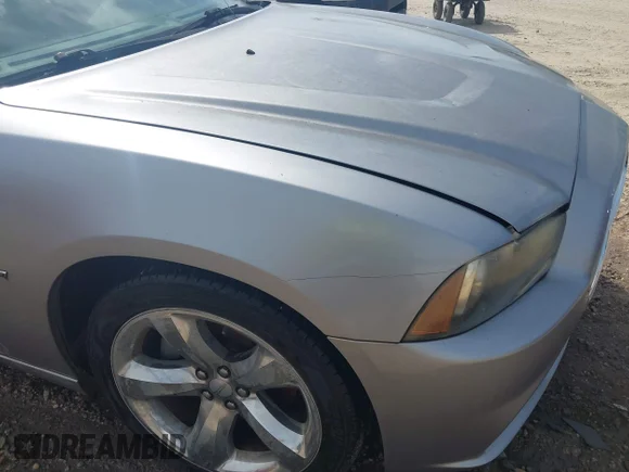 ✅ 2011 Dodge Charger RT Max • VIN: 2B3CL5CT3BH519888 • Лот: 45294577. Опубліковано раніше на IAAI з пробігом 222 242 миль. Безкоштовний доступ до архіву аукціонних продажів зі США та докладний звіт про історію автомобіля на DreamBid. Зображення 6.
