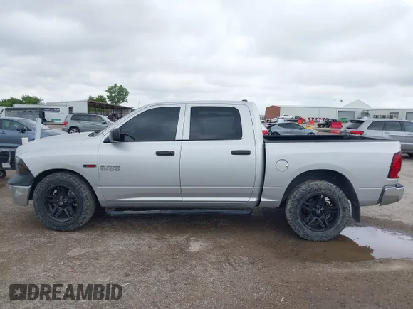 ✅ 2014 Ram 1500 Tradesman • VIN: 1C6RR6KMXES474797 • Lot: 45149354. Wystawiony na IAAI z przebiegiem 206 978 mil. Bezpłatny archiwum sprzedaży aukcyjnych z USA i szczegółowy raport historii pojazdu na DreamBid. Zdjęcie 14.