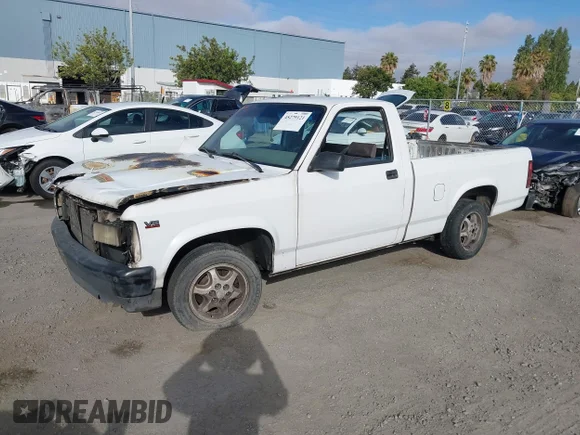✅ 1995 Dodge Dakota SLT • VIN: 1B7FL26X1SW944682 • Лот: 45279121. Опубліковано раніше на IAAI з пробігом 253 650 миль. Безкоштовний доступ до архіву аукціонних продажів зі США та докладний звіт про історію автомобіля на DreamBid. Зображення 2.