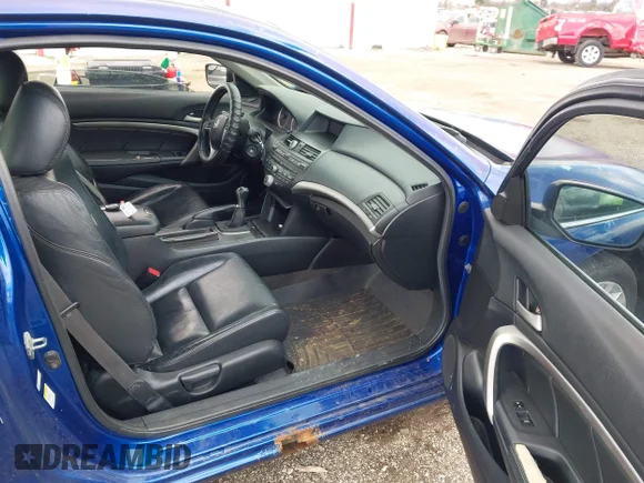 ✅ 2008 Honda Accord EX-L • VIN: 1HGCS21808A010574 • Lot: 44789672. Wystawiony na IAAI z przebiegiem 240 640 mil. Bezpłatny archiwum sprzedaży aukcyjnych z USA i szczegółowy raport historii pojazdu na DreamBid. Zdjęcie 5.
