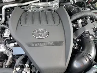 ✅ 2025 Toyota Highlander XLE • VIN: 5TDAAAA50SS032920 • Лот: 70656905. Опубликован ранее на Copart с пробегом 9 427 миль. Бесплатный доступ к архиву аукционных продаж из США и подробный отчёт об истории автомобиля на DreamBid. Изображение 17.