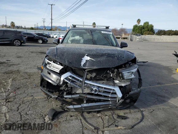 ✅ 2020 Audi Q5 Premium • VIN: WA1ANAFY3L2027754 • Лот: 41374023. Опубліковано раніше на Copart з пробігом Не вказано. Безкоштовний доступ до архіву аукціонних продажів зі США та докладний звіт про історію автомобіля на DreamBid. Зображення 5.