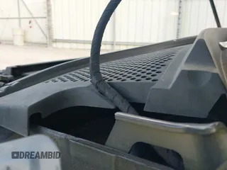 ✅ 2021 Volkswagen Tiguan SE • VIN: 3VV3B7AXXMM071366 • Lot: 43207772. Wystawiony na IAAI z przebiegiem 106 793 mil. Bezpłatny archiwum sprzedaży aukcyjnych z USA i szczegółowy raport historii pojazdu na DreamBid. Zdjęcie 19.