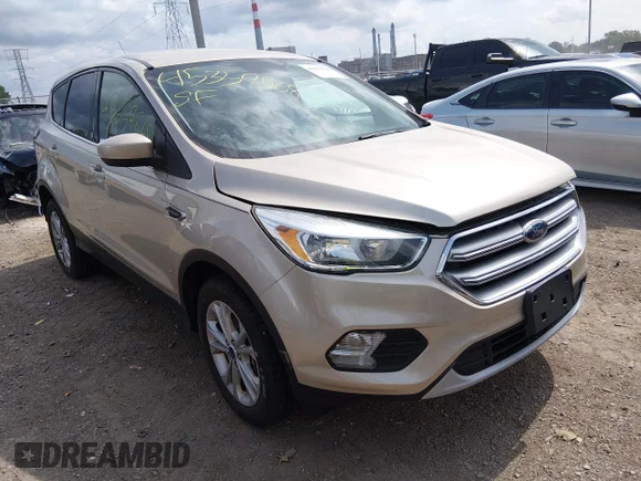 ✅ 2017 Ford Escape SE • VIN: 1FMCU9GD6HUD73395 • Lot: 45359568. Wystawiony na IAAI z przebiegiem 109 070 mil. Bezpłatny archiwum sprzedaży aukcyjnych z USA i szczegółowy raport historii pojazdu na DreamBid. Zdjęcie 1.