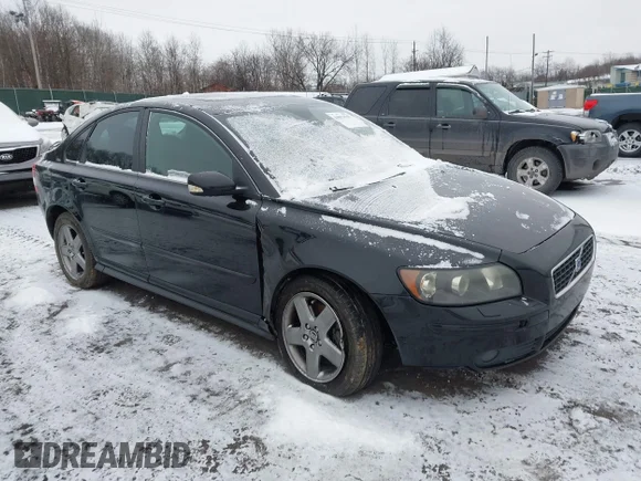 2005 Volvo S40