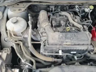 ✅ 2023 Ford Escape • VIN: 1FMCU9FN9PUA83385 • Lot: 85233264. Wystawiony na Copart z przebiegiem 29 380 mil. Bezpłatny archiwum sprzedaży aukcyjnych z USA i szczegółowy raport historii pojazdu na DreamBid. Zdjęcie 14.