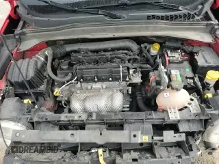 ✅ 2021 Jeep Renegade Latitude • VIN: ZACNJDBB6MPN26753 • Lot: 80180675. Wystawiony na Copart z przebiegiem 110 320 mil. Bezpłatny archiwum sprzedaży aukcyjnych z USA i szczegółowy raport historii pojazdu na DreamBid. Zdjęcie 15.