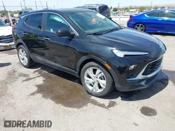 ✅ 2024 Buick Encore GX Preferred • VIN: KL4AMBS21RB074882 • Лот: 45268183. Опубликован ранее на IAAI с пробегом 8 552 миль. Бесплатный доступ к архиву аукционных продаж из США и подробный отчёт об истории автомобиля на DreamBid. Изображение 1.